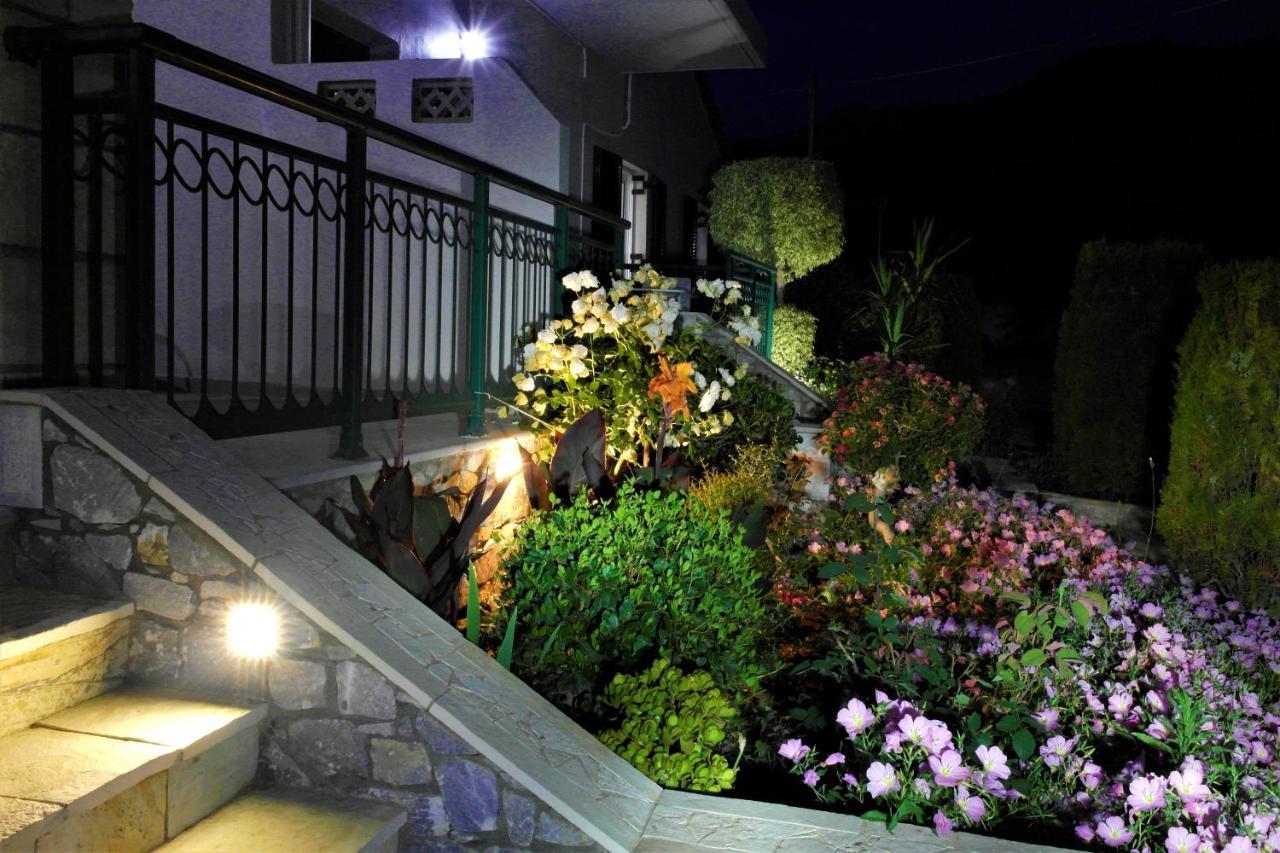 Voulas Apartments Stoúpa Buitenkant foto