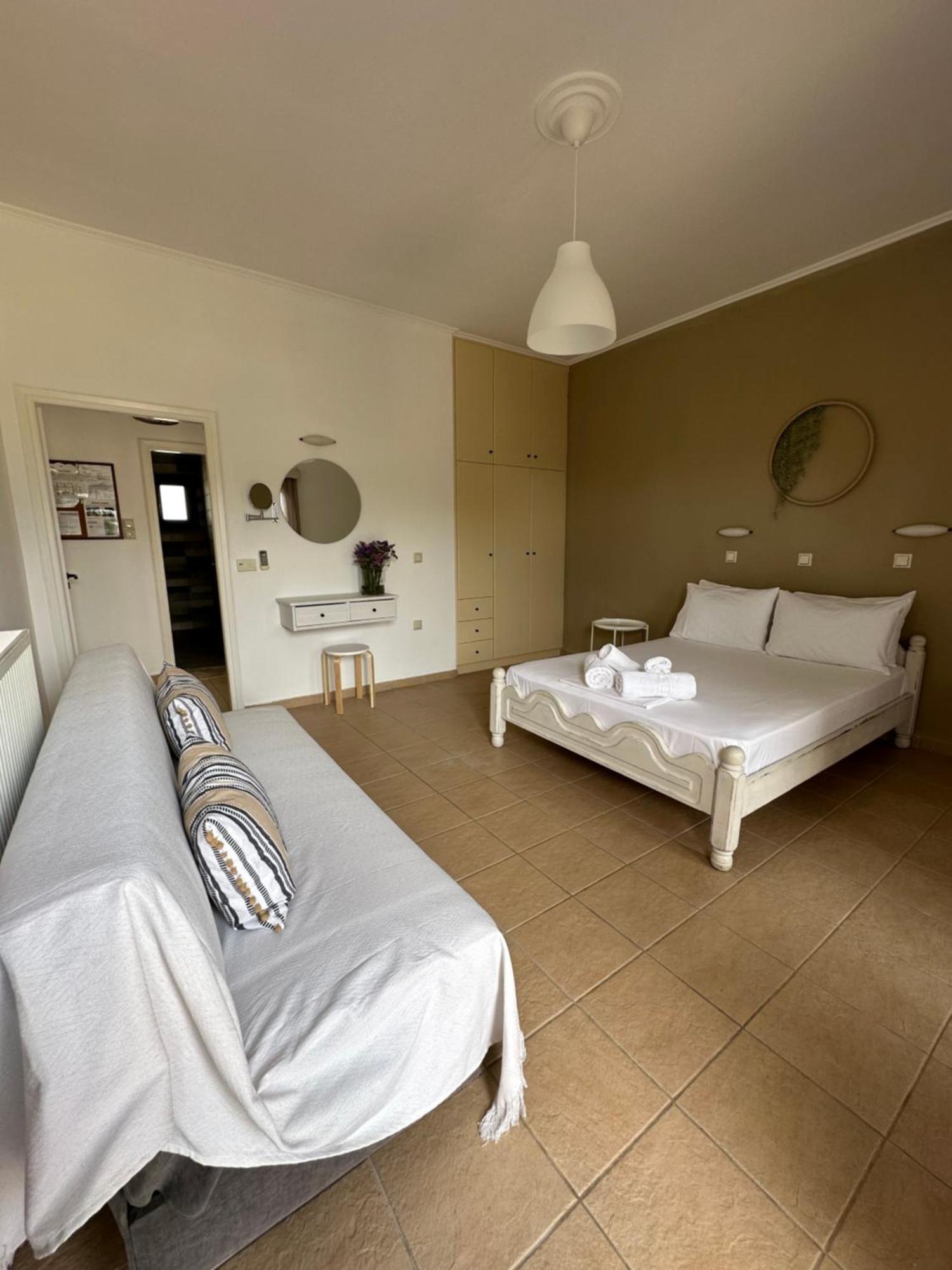 Voulas Apartments Stoúpa Kamer foto